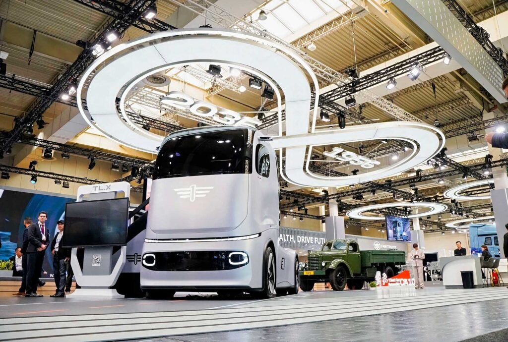 visionary-concept-truck