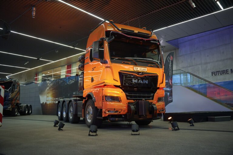 Un nuevo «Rey León» en la carretera: MAN lanza el TGX de 250 toneladas