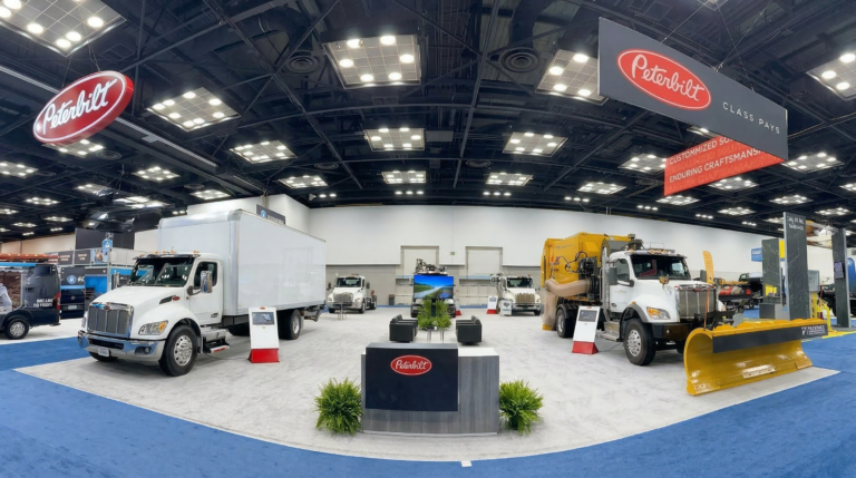 Peterbilt impone condiciones en el Work Truck Show 2026 con su gama vocacional más avanzada
